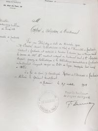 <em>Source: Archives of Toulouse 1, Bibliothèque de l’Arsenal</em></br>
</br>
<strong>
Jacques Crouzel, chief librarian of the university library of Toulouse, was authorized on October 27, 1914 to collect by delegation the salary of Gaspard Latapie, a library boy mobilized since the beginning of the war as sergeant-major of the 215th line.</strong>
</br></br><p style="font-size: 0.95em;">
Transcription : « Ministère de l'instruction publique et des Beaux Arts</br>
Université de Toulouse<br>
Certificat de Délégation de Traitement</br>
Par une délégation en date du 18 octobre 1914, M<sup>r</sup> Crouzel, Jacques, Bibliothécaire en Chef de l'Université de Toulouse, résidant à Toulouse, est autorisé à toucher le dernier jour de chaque mois la somme de 108<sup>f</sup> 33<sup>c</sup>, montant intégral du traitement civil de M<sup>r</sup> Latapie Gaspard, garçon de Bibliothèque à la Bibliothèque universitaire de Toulouse actuellement Sergent-Major au 215<sup>e</sup>. de ligne, compagnie hors rang à Albi.</br>
En foi de quoi, je soussigné, Recteur de l'Académie de Toulouse ai délivré le présent certificat.</br>
à Toulouse le 27 octobre 1914 »</p>