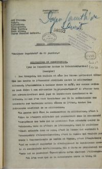 <em>Source Bibliothèque Cujas, cote 1.439.</em>Digitalisiertes Dokument <a href="/de/friedrich-curtius-militarisme-et-constitution-berliner-tageblatt-20-janvier-2/" target="blank" rel="noopener"> hier einsehbar</a>.</br></br>
<strong>Beispiel eines Artikels, der über das Kriegsministerium eingegangen ist und in einem der drei Dummy-Sammlungen aufbewahrt wurde, die nun diese Sammlung enthalten.</strong>