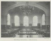 <em>Source Bibliothèque Universitaire Vauban (Lille), cote 10E 67.</em></br>
Digitalisiertes Dokument <a href="/de/vanrycke-paul-bibliotheque-universitaire-in-association-francaise-pour-lavancement-des-sciences-lille-et-la-region-du-nord-en-1909-1909-lille-impr-l-danel-t-1-p-224-2/" target="_blank" rel="noopener">hier verfügbar</a>.</br>
</br>
<strong>
Dieses Buch wurde anlässlich des in Lille stattfindenden Nationalkongresses der Association française pour l'avancement des sciences von den Mitgliedern des Regionalkomitees dieser Vereinigung erstellt. Diese zweibändige Regionalmonografie stellt es vor, die Geschichte, die Denkmäler, die kulturellen und gelehrten Einrichtungen, das Vereinsleben, die Wirtschaft und das Erkund von Lille und seiner Umgebung. Paul Vanrycke, Chefbibliothekar der Universität Lille, stellt darin im Kapitel über die Universitätsbibliothek das neue, 1907 eingeweihte Gebäude vor.
</strong>